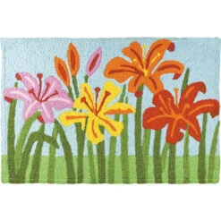 1.6' X 2.5' Green And Red Day Lilies Rectangular Area Throw Rug