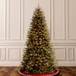 Christmas Central 6’ Pre-Lit Medium North Valley Spruce Artificial Christmas Tree, Clear Lights -Ornaments Store dnat nrv7 300 60 3 59135.1587645162
