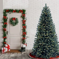 Christmas Central 6.5’ Pre-Lit Full North Valley Spruce Artificial Christmas Tree, Clear Lights -Ornaments Store dnat nrvb7 306 65 4 43339.1665260244