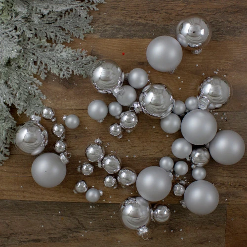 Northlight 40ct Shiny And Matte Silver Glass Ball Christmas Ornaments 2.5" 8 Northlight 40ct Shiny And Matte Silver Glass Ball Christmas Ornaments 2.5" - Image 6
